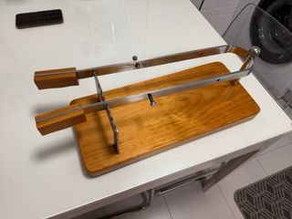 Jamonero de madera