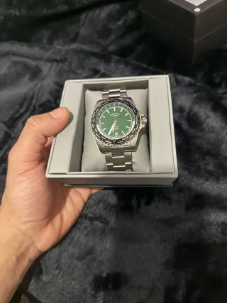 Reloj Rotary Verde y Plateado