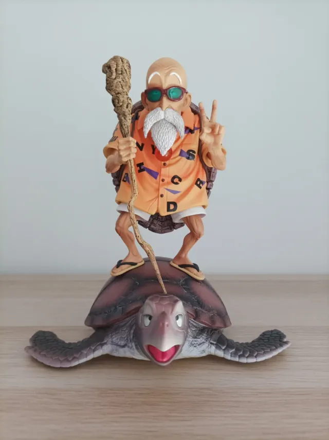 Figura Roshi y Umigame