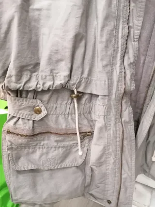 Chaqueta verde grisáceo, ideal para Sierra, monte