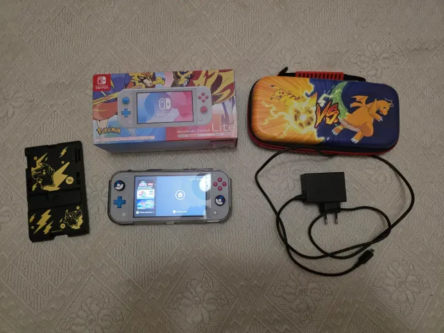 Nintendo Switch Lite Edición Pokémon