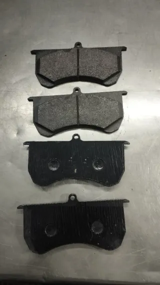 Pastillas para pinzas de Freno de 4 Pistones