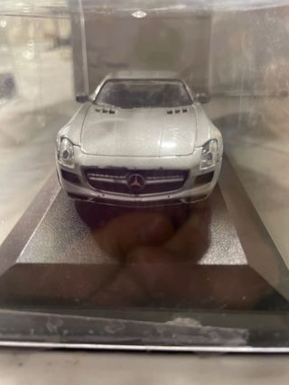 Mercedes SLS AMG 1/43
