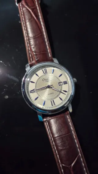 Reloj Opal de pulsera marrón y plateado