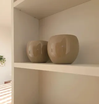 Coppia vasi beige in ceramica