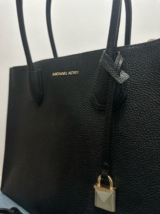 Bolso Michael Kors Scarlett Mediano Negro
