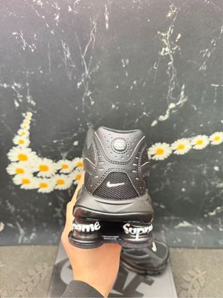 Nike Shox Supreme