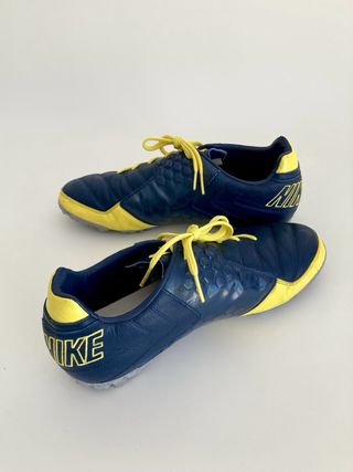 Zapatillas Nike Suela Turf Fútbol Talla 43