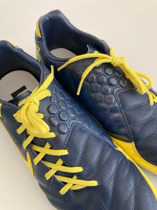 Zapatillas Nike Suela Turf Fútbol Talla 43