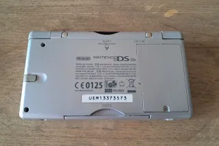 Nintendo DS Lite + Accesorios