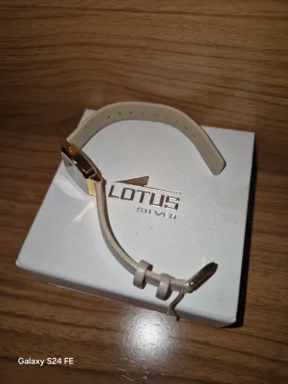 Reloj Casio Vintage Mujer Dorado Beige