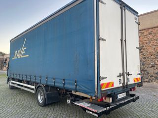 RENAULT 220DCI PLATAFORMA ELEVADORA TAULINER