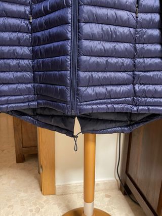 Chaqueta azul marino acolchada