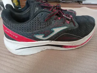 Zapatillas Joma Talla 40 Negras y Rojas