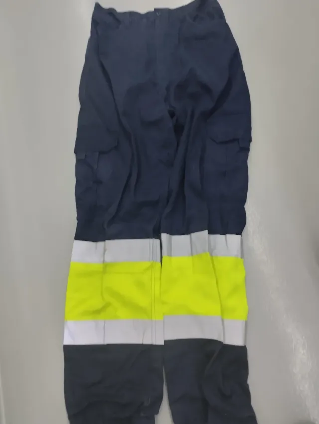 Pantalones de trabajo azul y amarillo