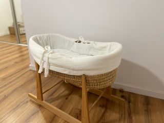 Moisés para bebé de mimbre