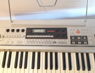 Órgano Casio Casiotone 500