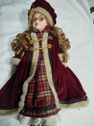 Muñeca antigua porcelana gafas