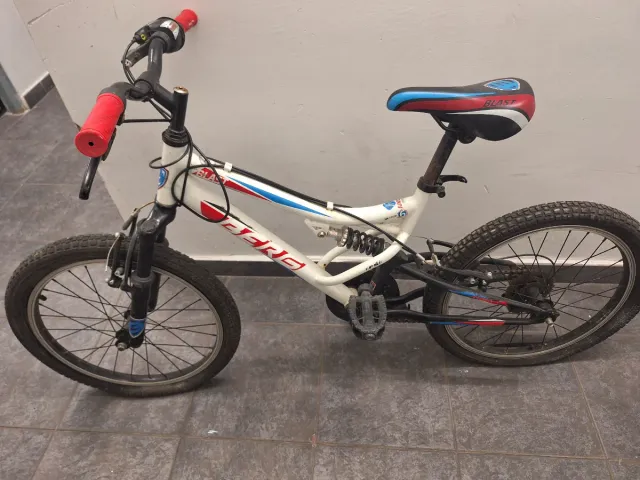 Bicicleta BERG en buen estado
