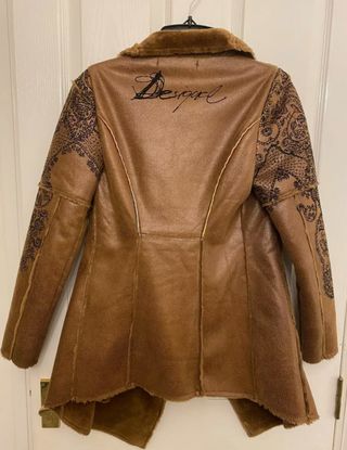 Abrigo Desigual Marrón y Verde