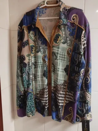 Preciosa camisa para mujer