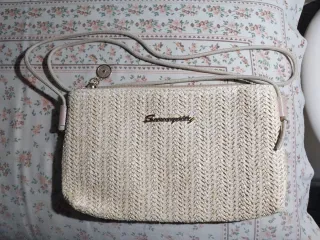 Bolso pequeño tejido beige