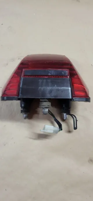 Piloto Trasero Honda CBF 250