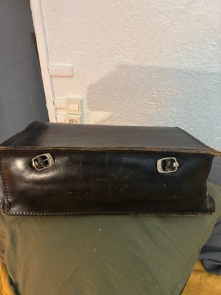 Maletín de cuero vintage negro