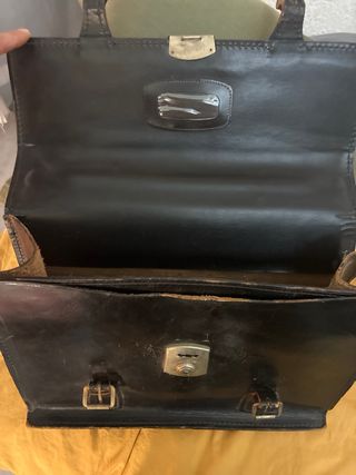 Maletín de cuero vintage negro