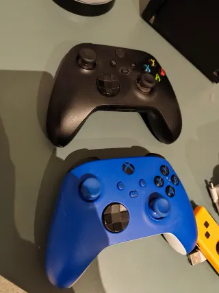 Xbox Series X + 2 mandos + RDR2