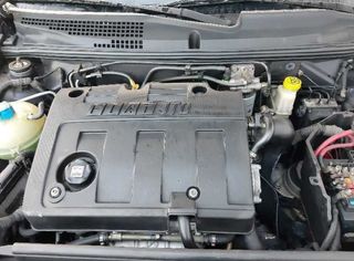 Fiat 1047838 19242rc centralita motor stilo (192)