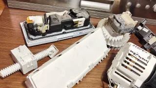 Despiece Lavavajillas Whirlpool ADG 8983