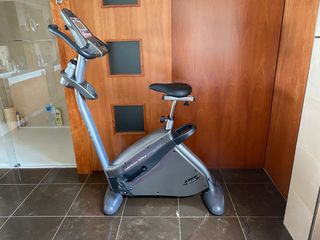 Bicicleta Estática BH Fitness Carbon Bike