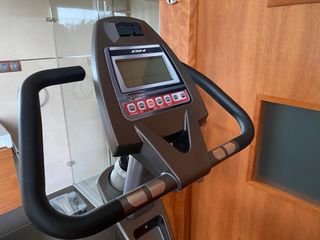 Bicicleta Estática BH Fitness Carbon Bike