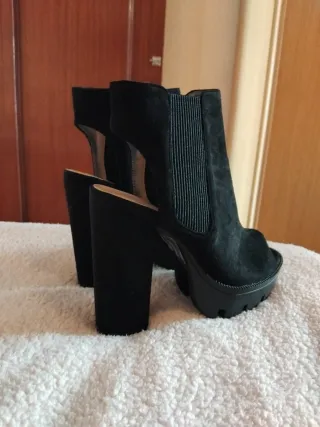 Botines terciopelo negros