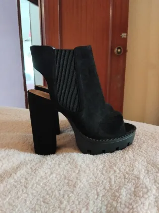 Botines terciopelo negros