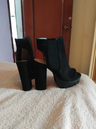 Botines terciopelo negros