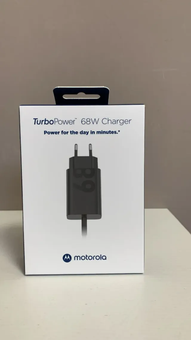 Cargador Motorola TurboPower 68W