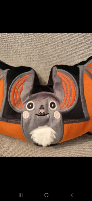 Cojín Murciélago Naranja