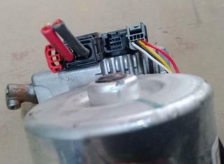 264219 6800005109 columna direccion renault captur