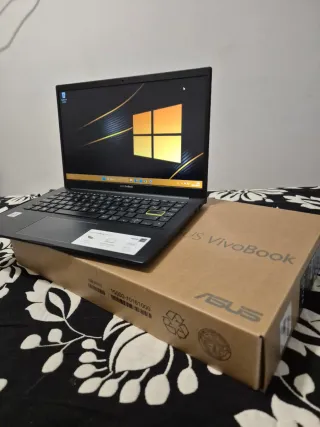 Portátil Asus Vivobook i5-1035G1,8gb ram,NMVe 512g