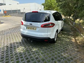 Ford S-MAX 2012