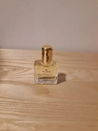 Neceser Nuxe con productos Rêve de Miel