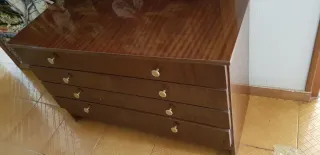 Cómoda y 2 Mesitas de Noche Madera