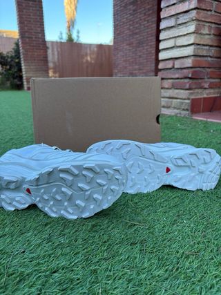 Salomon Talla 42 Beige/Blanco