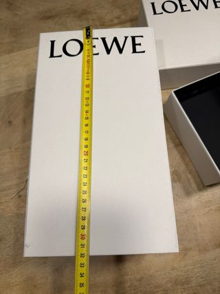 Caja Loewe Blanca