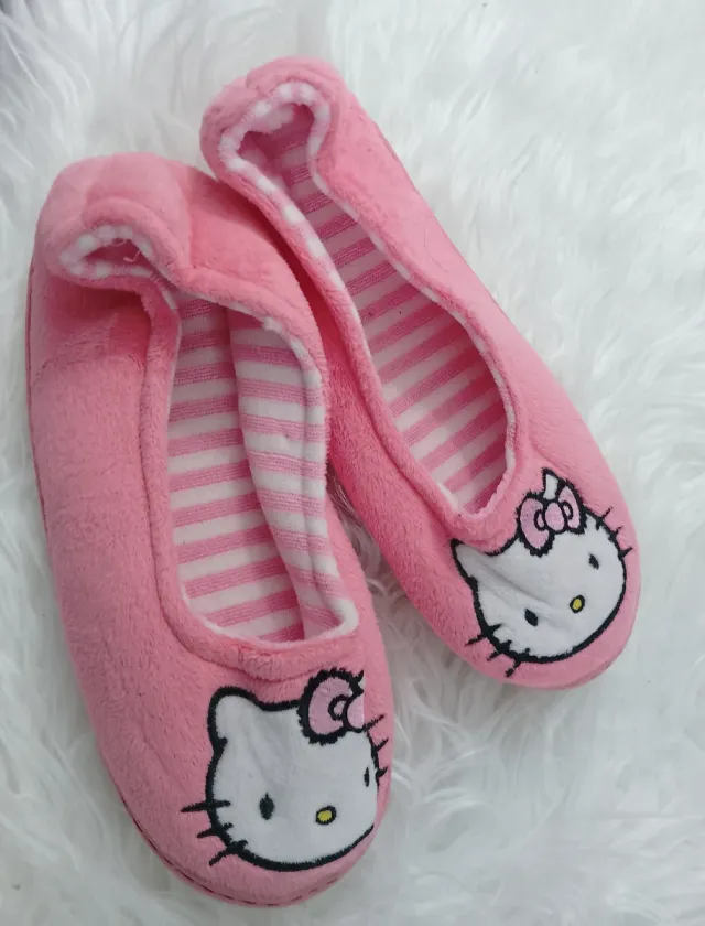 Pantuflas Hello Kitty Rosas