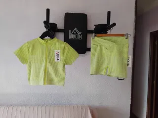 Conjunto deportivo verde lima