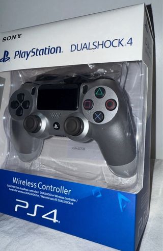 Controller PS4 Dualshock 4 Argento