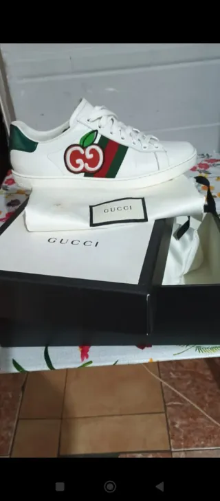 Zapatillas Gucci Blancas con Detalles Verdes